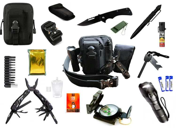 Niezbednik-survivalowy-SAFEBAG-Gear-1536x1152.png