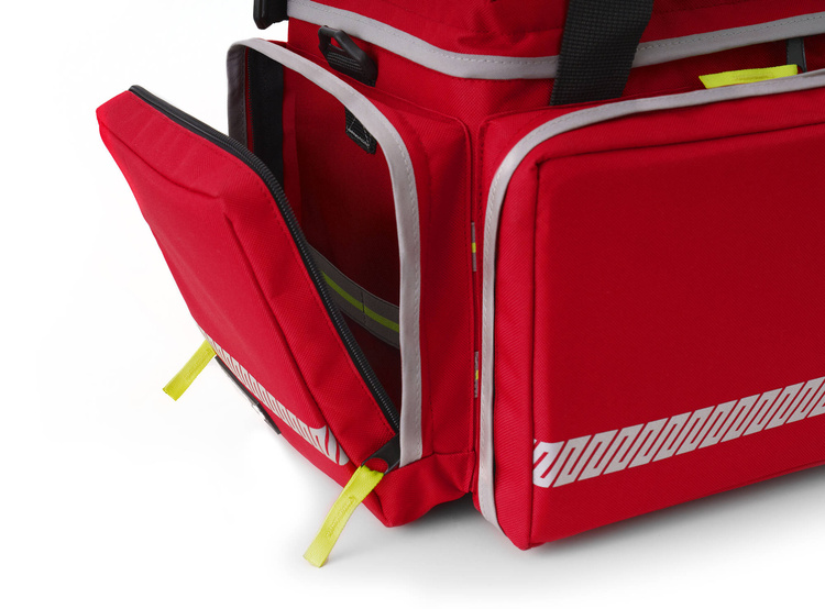 pol_pm_Torba-medyczna-medic-bag-slim-bez-szelek-39l-TRM-18_2-0-czerwona-29233_3.jpg